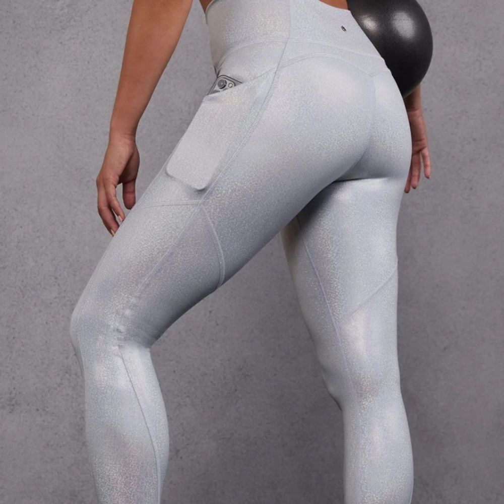 Fabletics Shimmering White Leggings